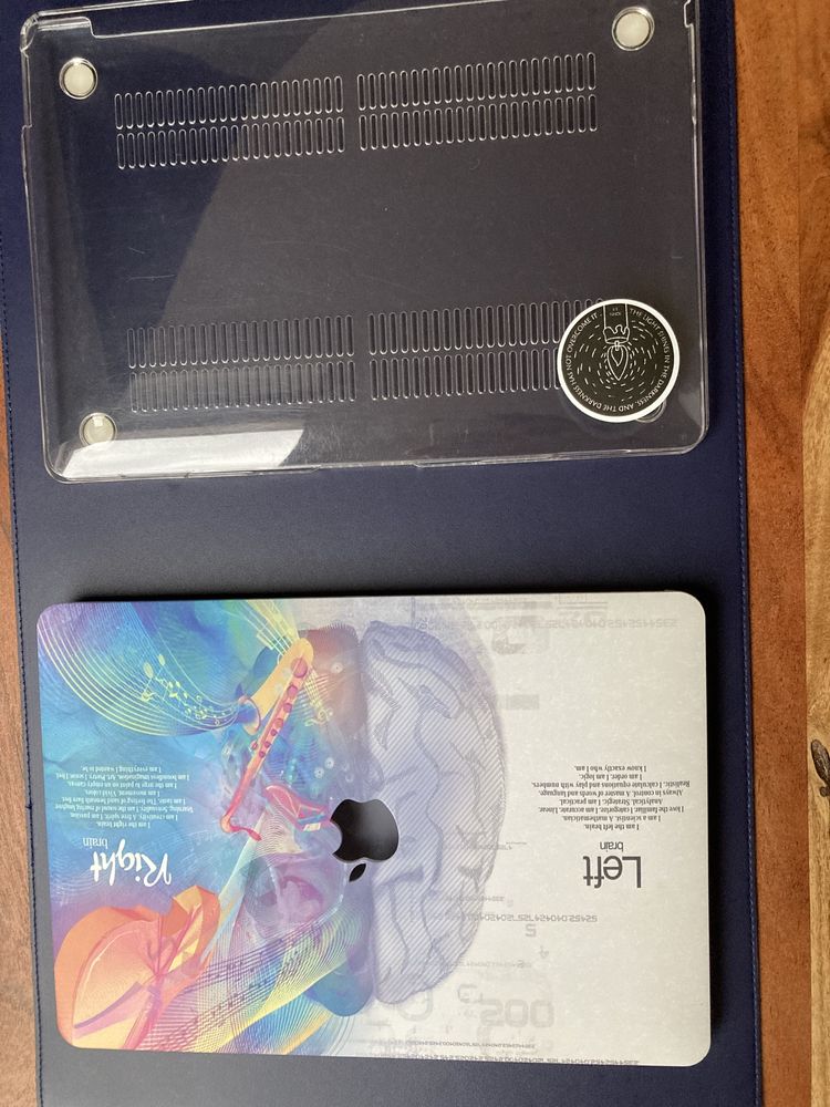 Laptop MacBook M1