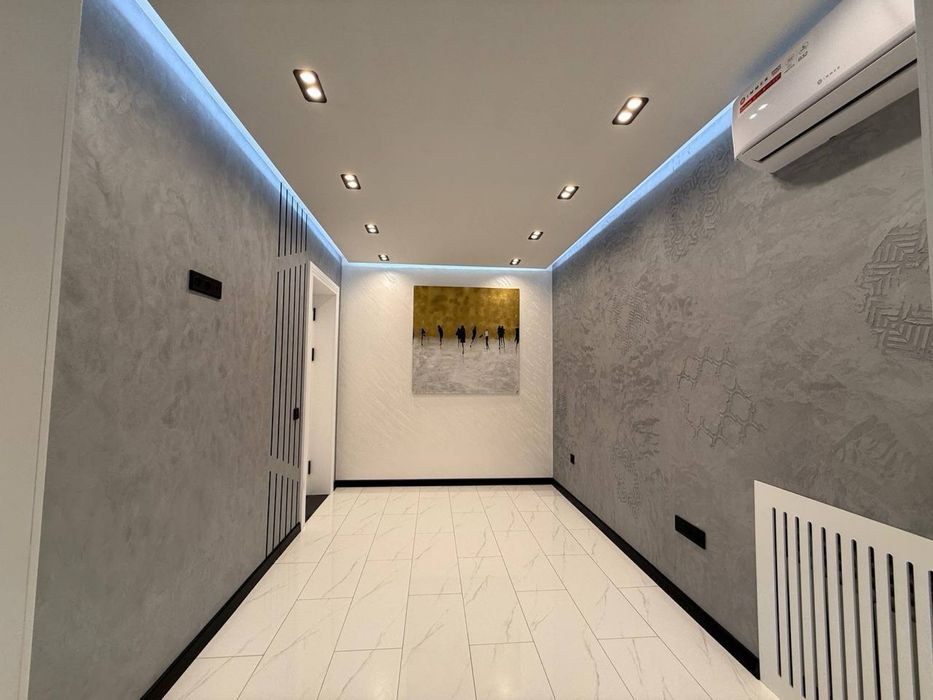 1 линия вдоль дороге нежилое помещения