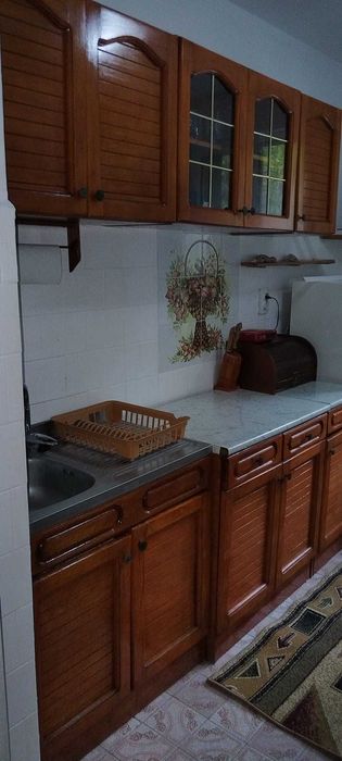 Închiriez apartament 3 camere