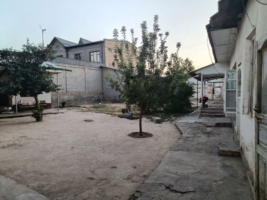 Yunusobod tumani benazir 2 berk  3 b uy