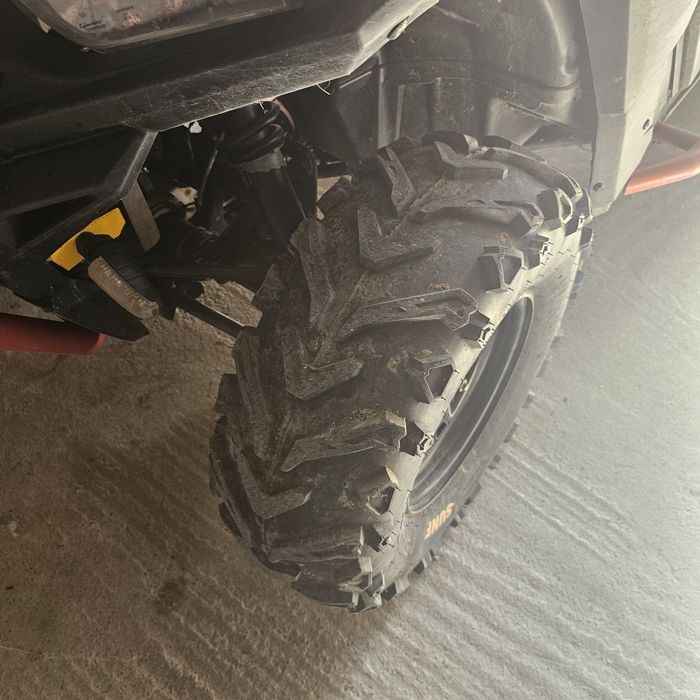 Vând polaris RZR900