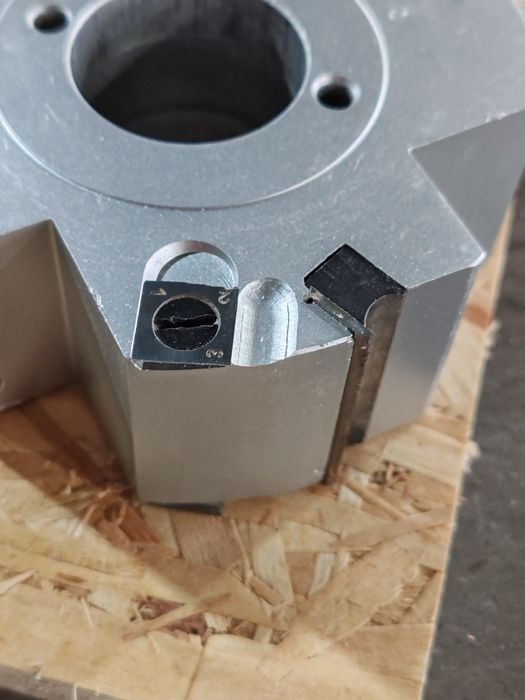 Freză drepte falțuri