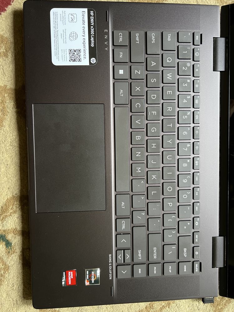 HP ENVY x360 Laptop srochna sotiladi