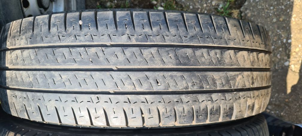 225/75/16c michelin agilis