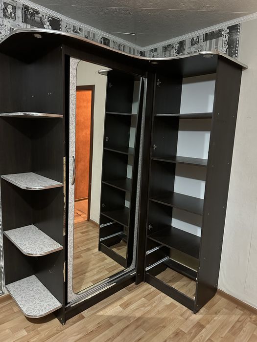 Мебель для спальни отдам бесплатно