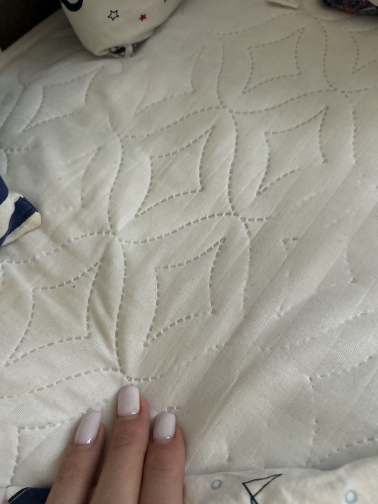 Кроватка белая (манеж для сна)