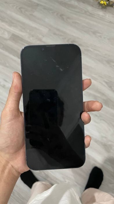 Ayfon 13promax sotiladi