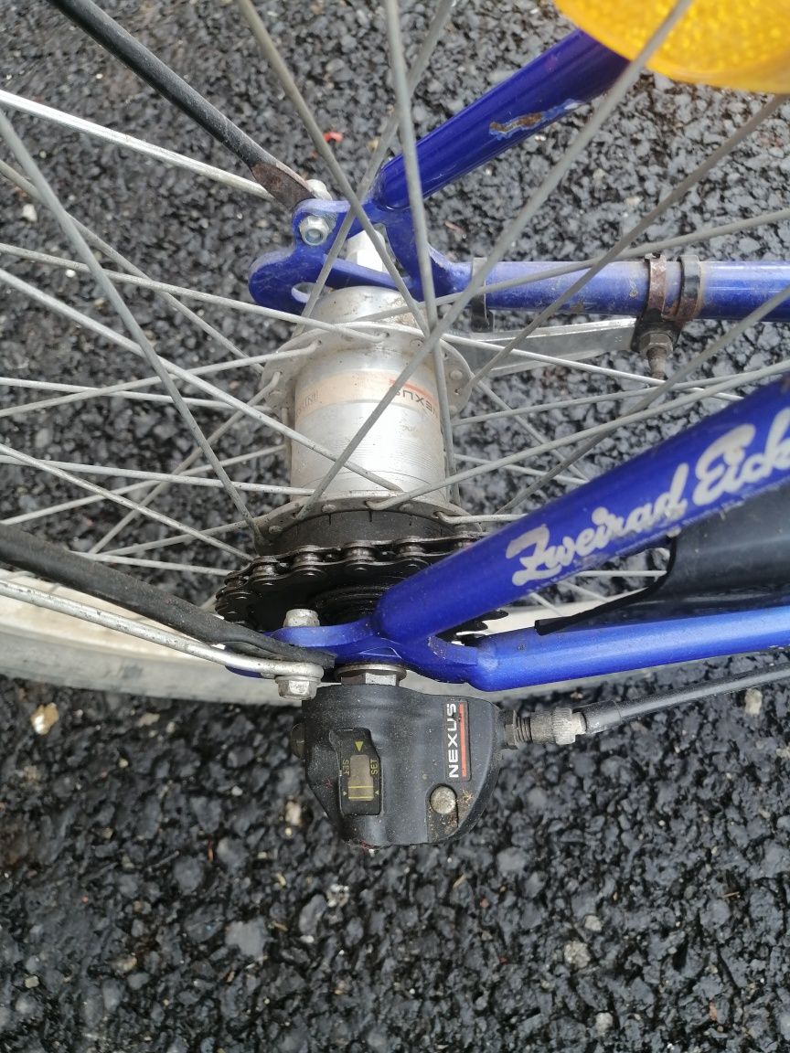 Bicicleta cu schimbator in butuc