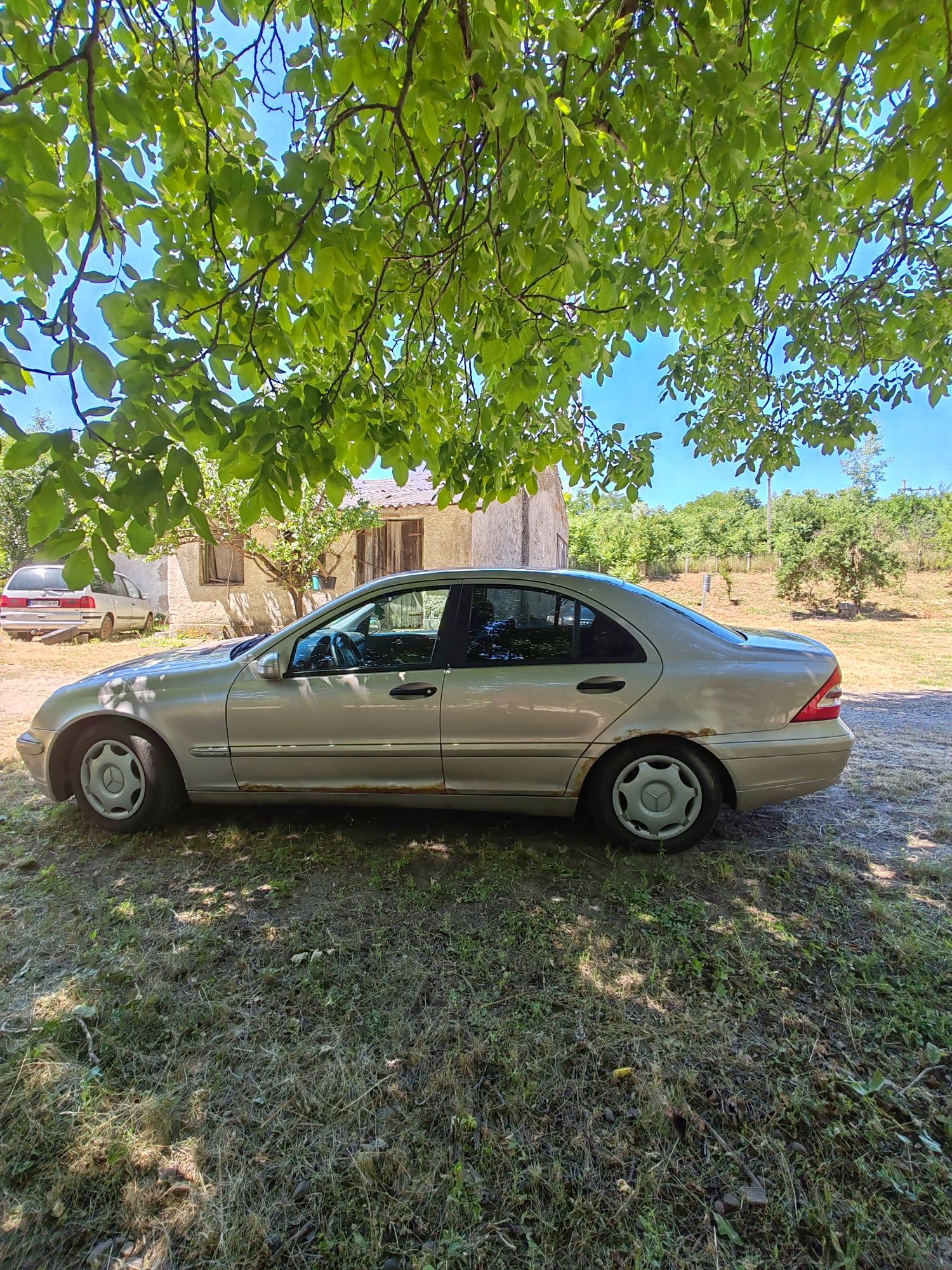 Mercedes Benz, an 2000