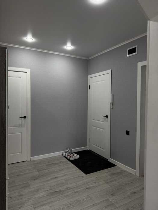 Продается большая квартира с новым ремонтом