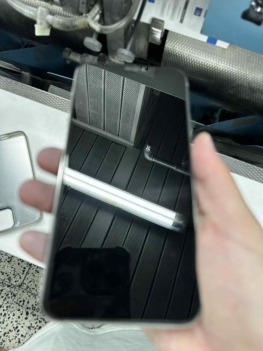 Iphone 11 pro max 256GB 93% battery helath