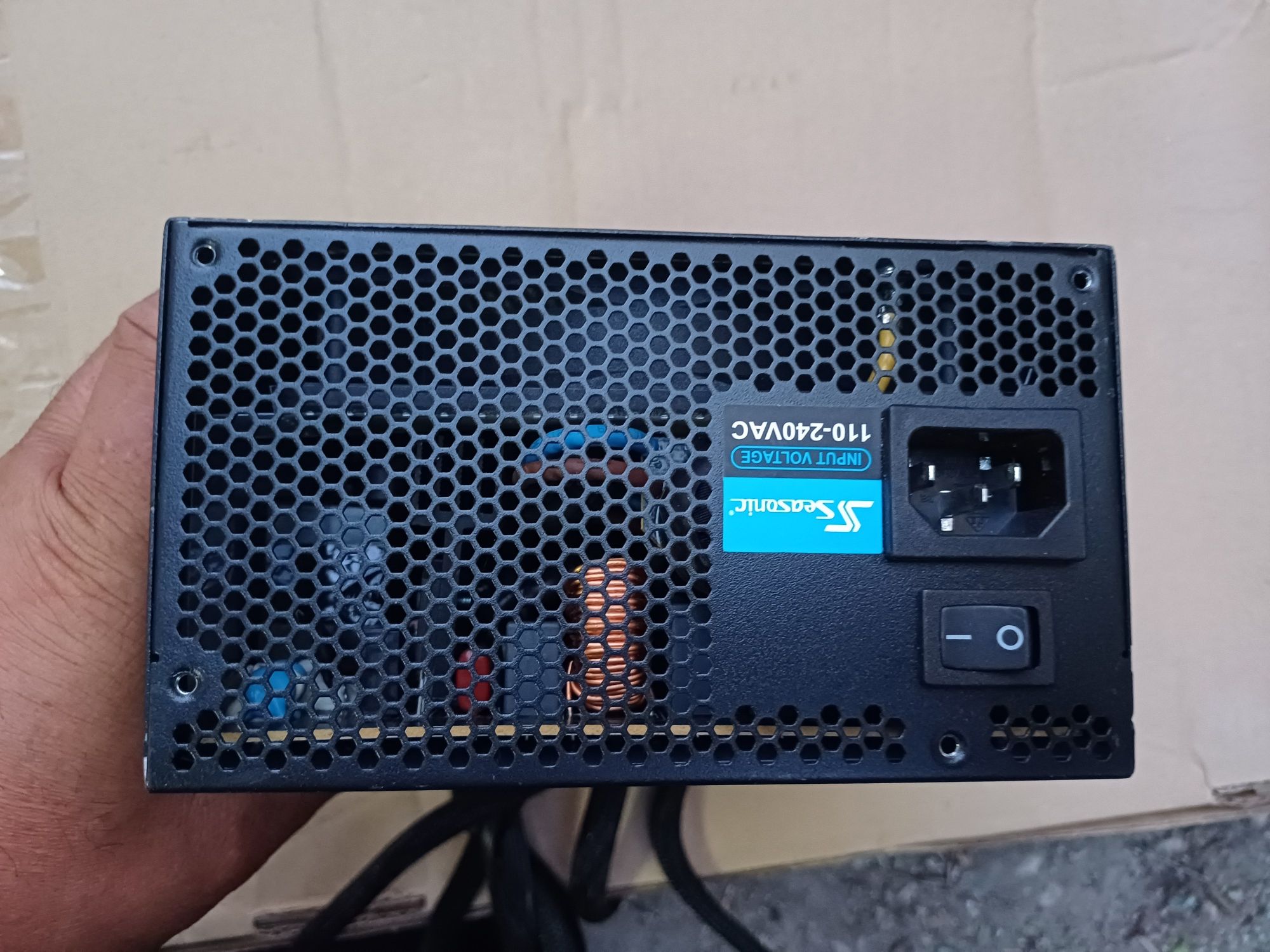 Sursa PC ATX Seasonic S12 650w in stare buna
Este testata

#6