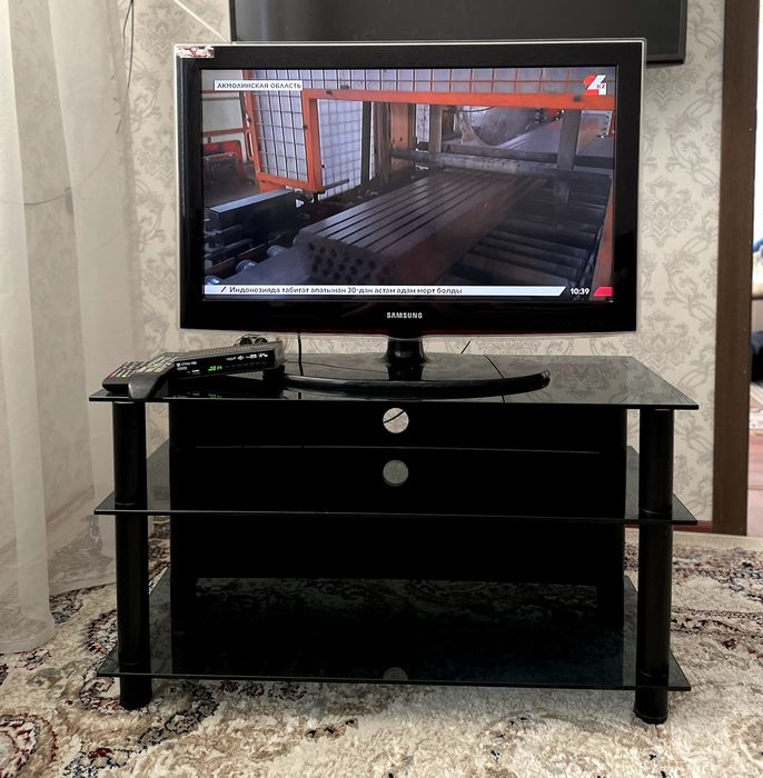 Телевизор с подставкой срочна