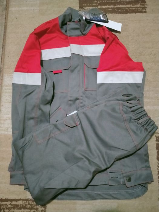 Спецодежда.Рабочий костюм.