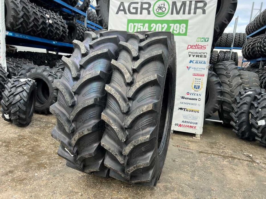 Cauciucuri radiale noi 460/85 R38 marca OZKA pentru tractor spate CASE