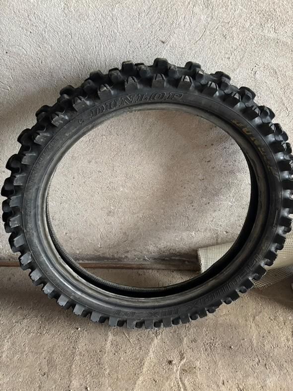 Задна гума за мотор Dunlop MX 34