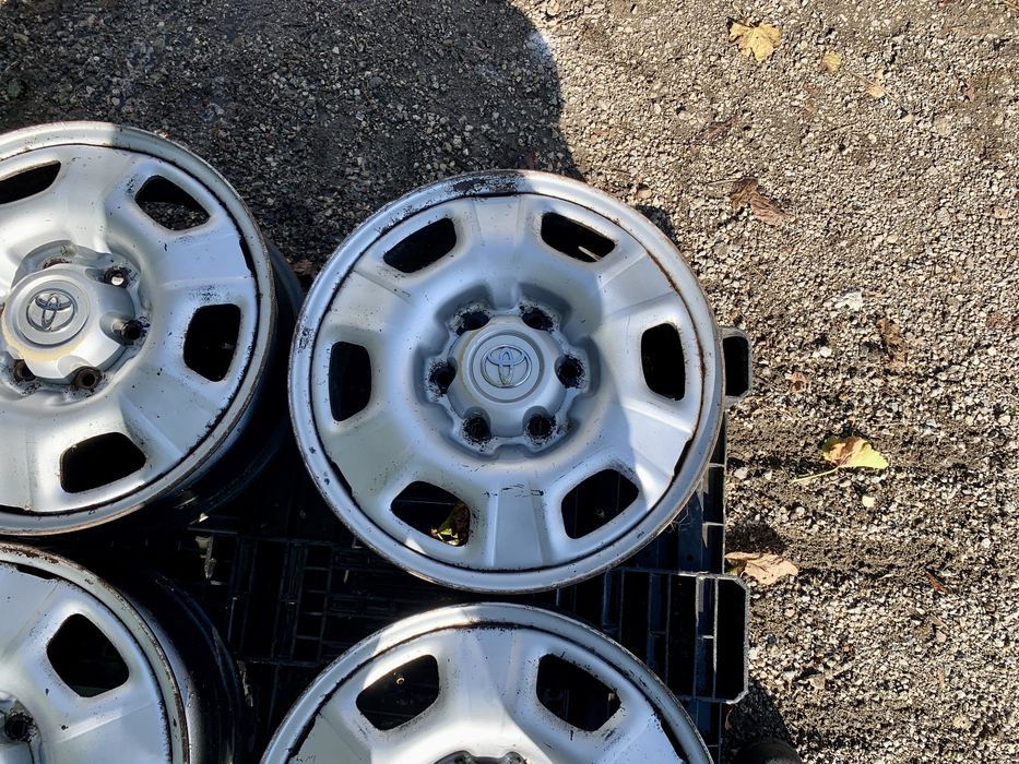 4бр.Оригинални ДЖАНТИ+КАПАЧКИ 17" 6x139.7 за Toyota Hilux,Land Cruiser