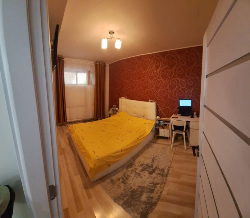 Apartament 3 camere strada Campului