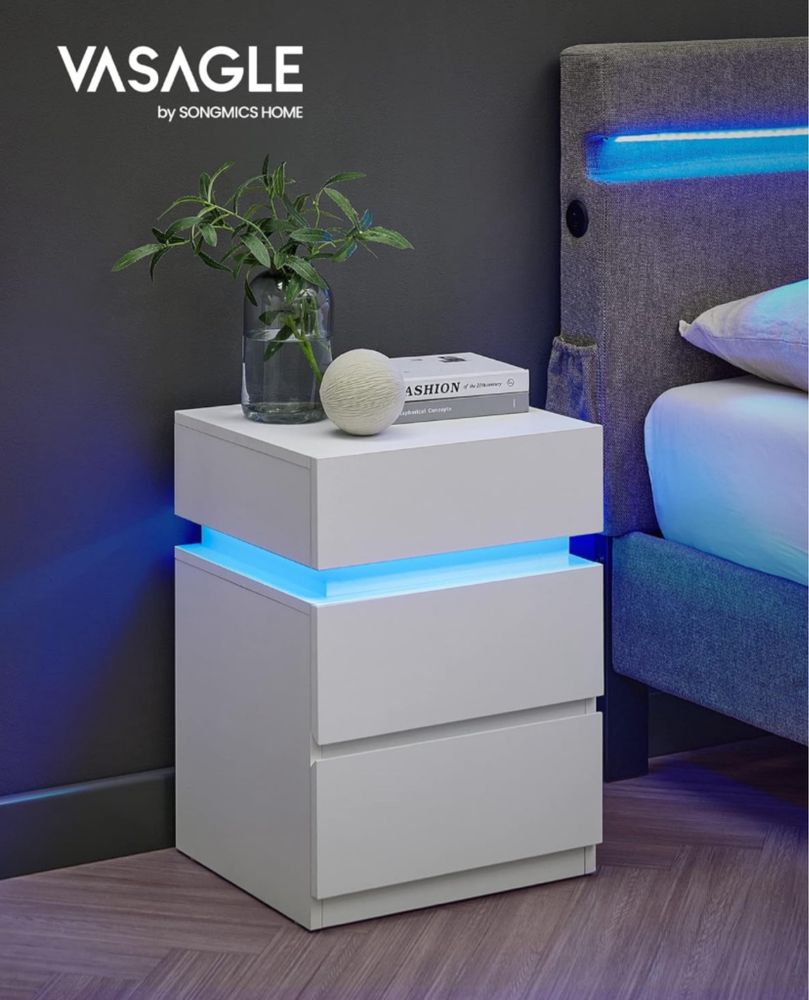 Комплект от две нощни шкафчета с LED осветление