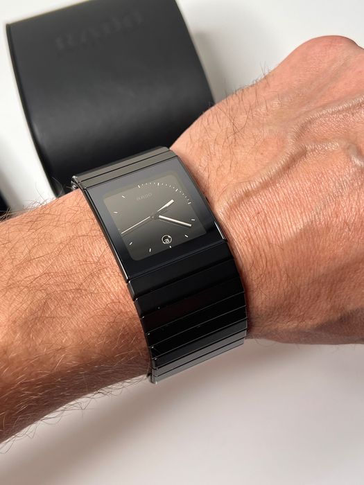 Часы Rado мужские Ceramica XL Black
Dial Watch