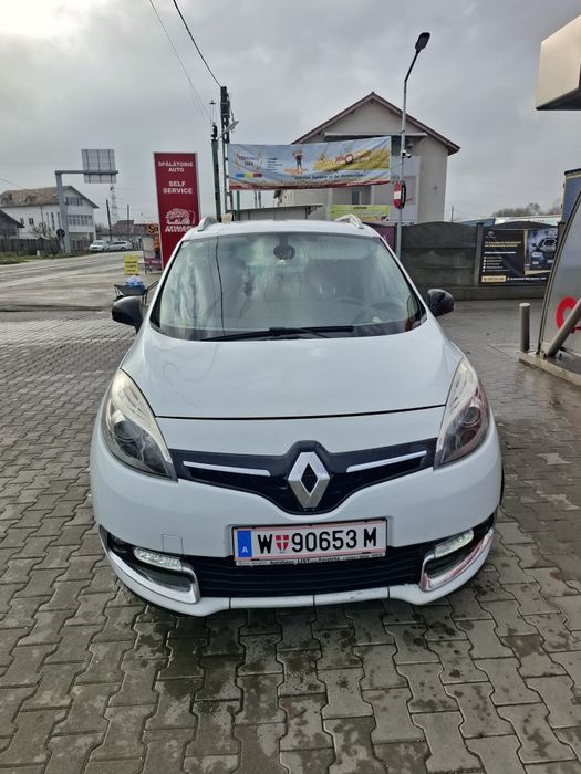 Renault Grand Scenic Bose Edițion