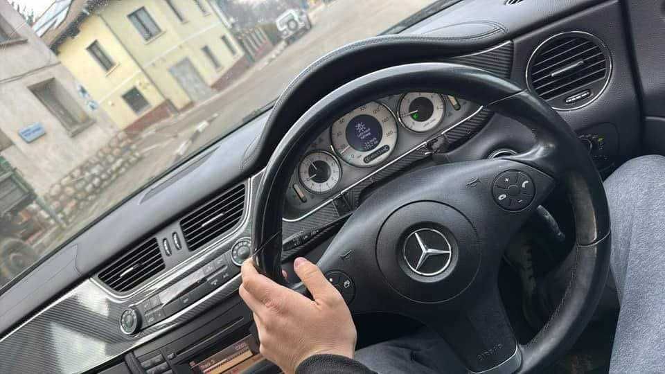 На Части Мерцедес Цлс 350 цди фейслифт на 080000 реални Mercedes w219