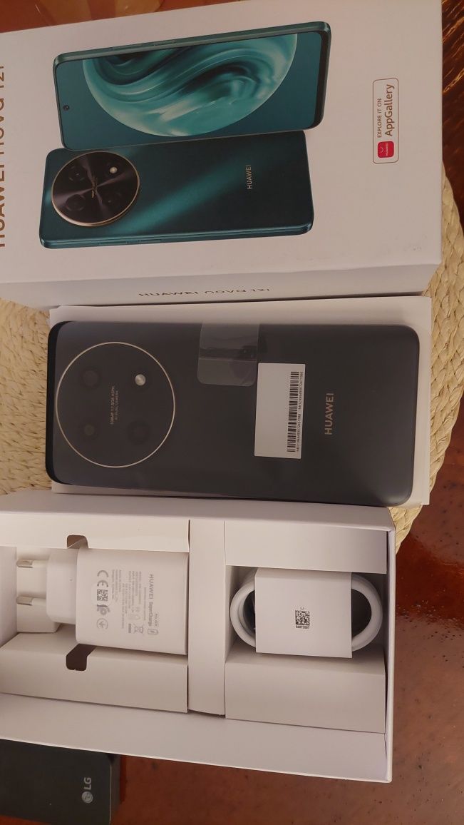 Huawei nova 12 I