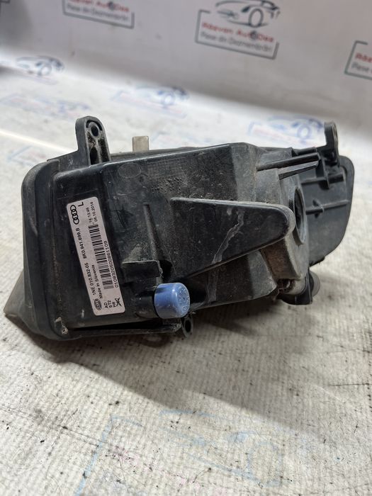 proiector stanga audi a4 b8 2014