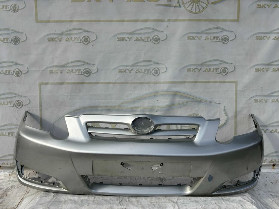 Bara fata Toyota Corolla hatchback facelift dupa 2006
