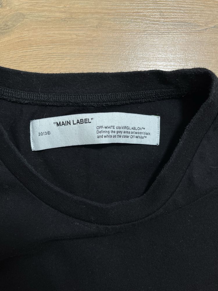Off-White оригинална мъжка тениска размер L