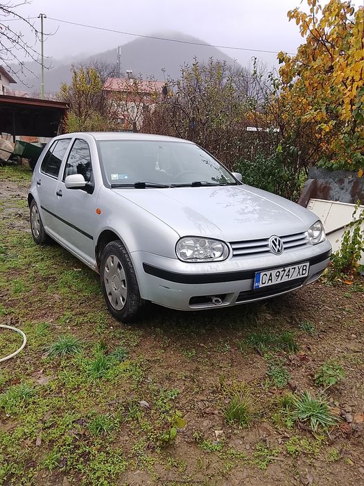 VW Golf 1.6, 101 к.с, 1999г.