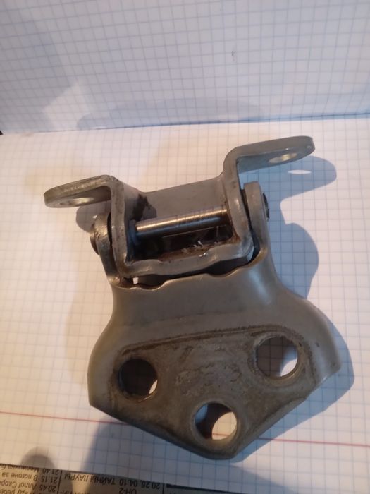 Замена ремкомплекта петли двери автомобиля. Трапеции дворников авто.