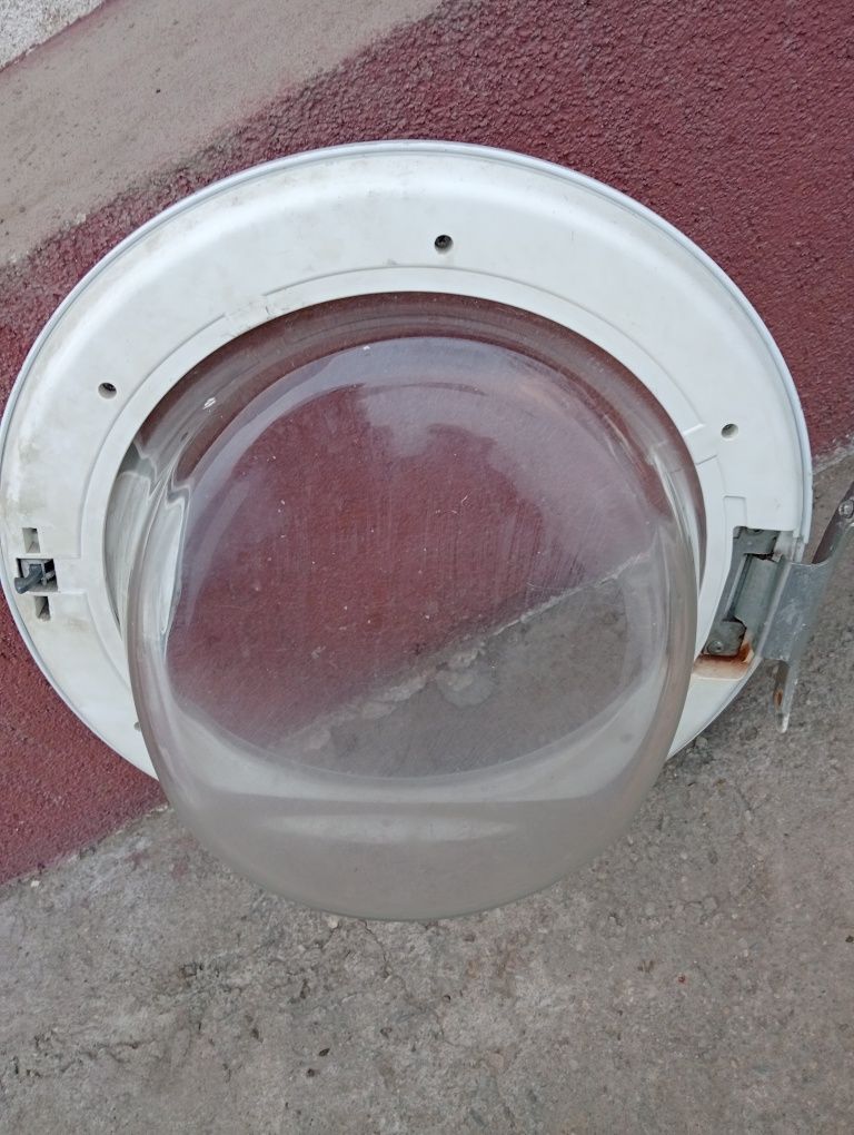 Ușa hublou mașină de spălat Indesit WIL11