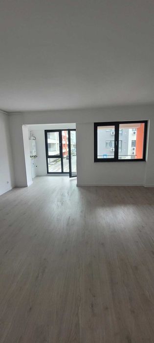 Garsoniera noua, 41mp+balcon,Ivory Pipera nr 1. Pret 90 000 euro+ tva.