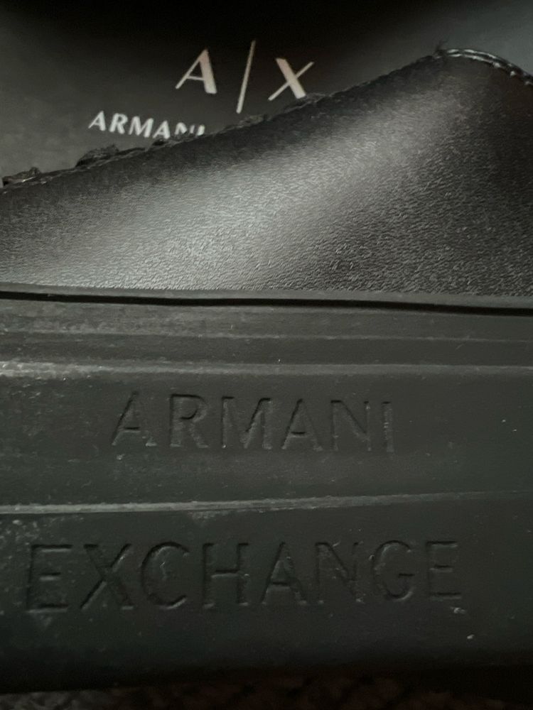 Нови оригинални Armani Exchange, 39 номер, кожени