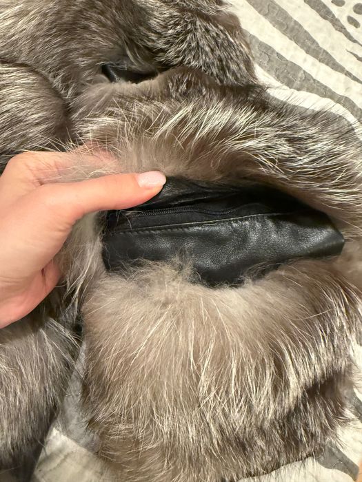 Haina din blana naturala