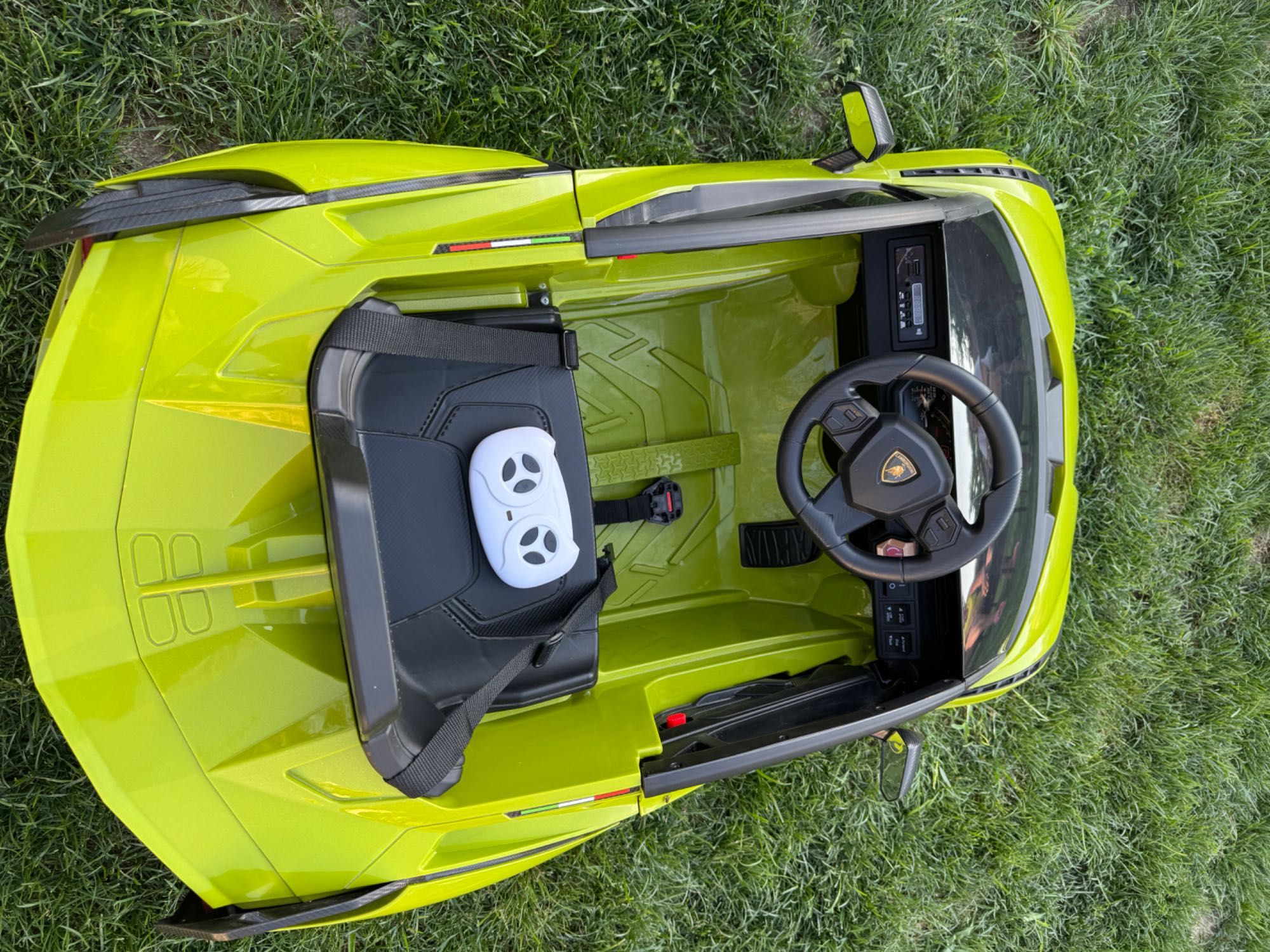 Акумулаторна кола с дистанционно  Lamborghini Sian