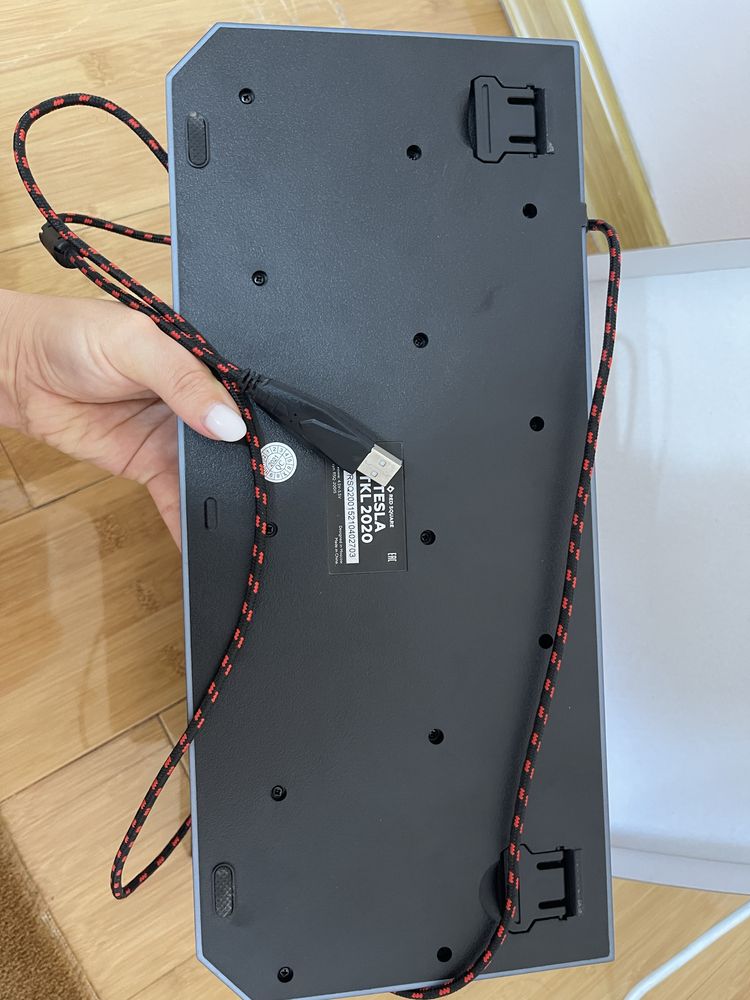 Игровая клавиатура Tesla TKL 2020