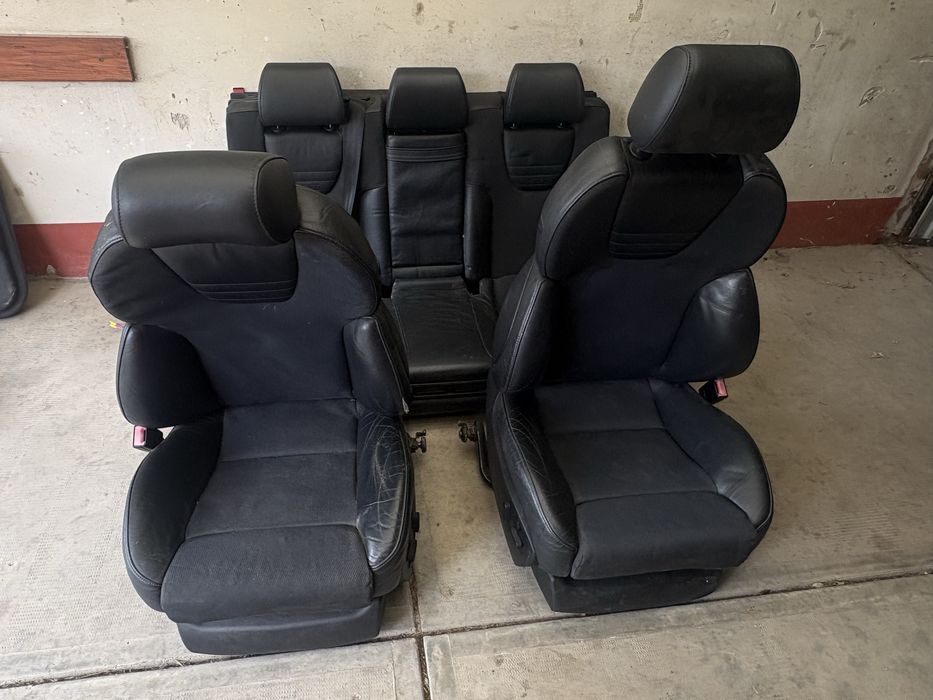 Scaune + bancheta Audi ( piele, partial textil )