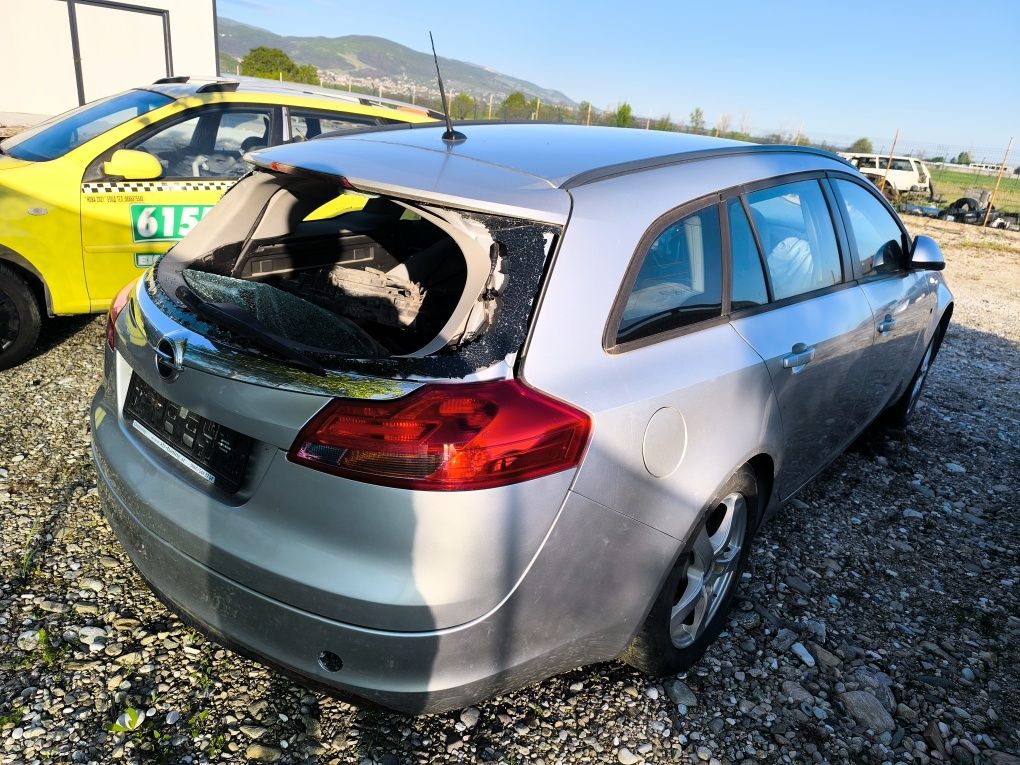Opel Insignia 2.0d НА ЧАСТИ