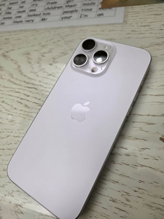 Iphone 16 pro max 100%,2oy ishlatilgan