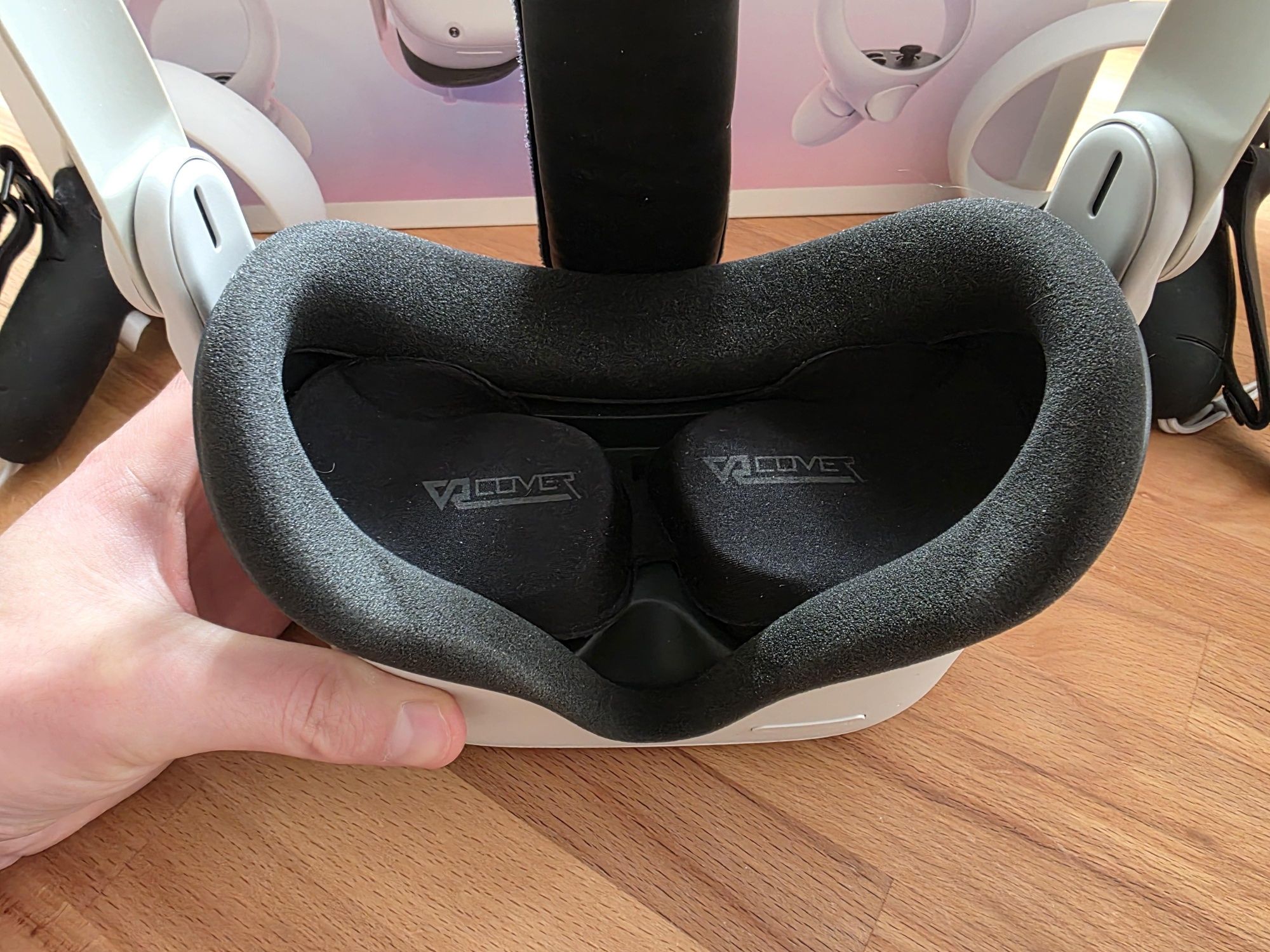 Oculus/Meta Quest 2 256GB VR Headset + Accessories