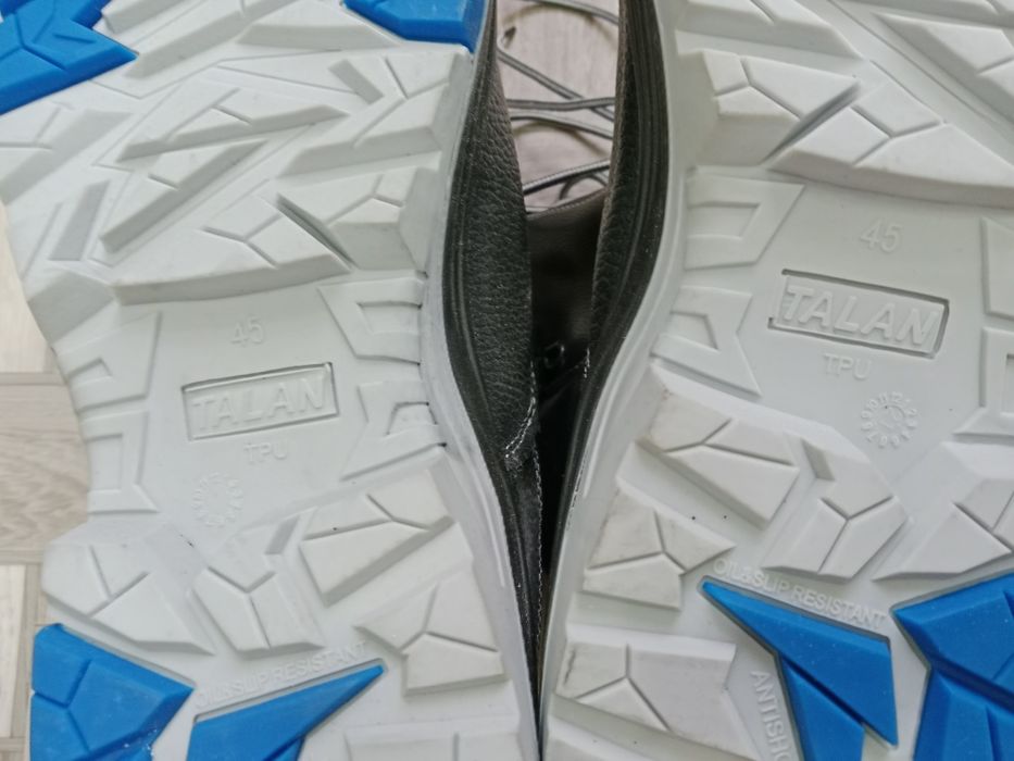 Продаю ботинки рабочие