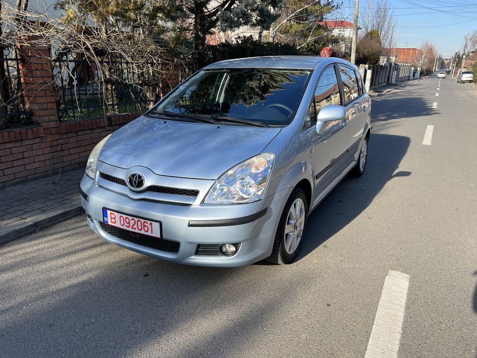 Toyota Corolla Verso 7 locuri