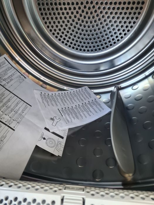 Uscator de rufe Electrolux PerfectCare800