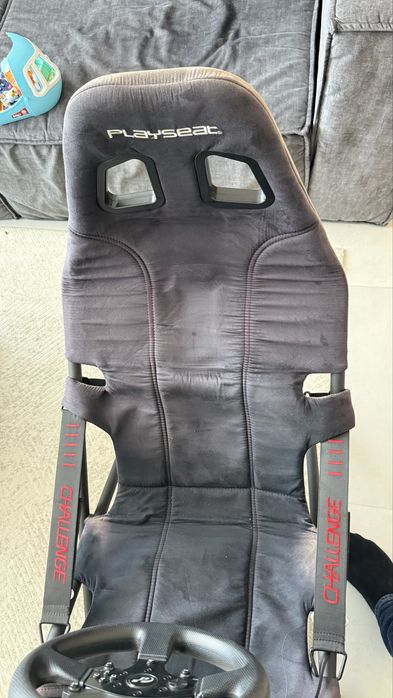 Volan Gaming cu pedale Thrustmaster T300 cu scaun Playseat