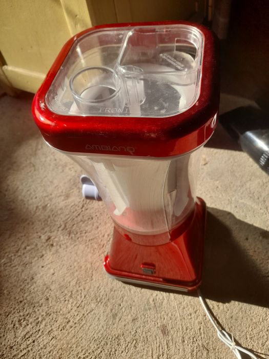 Aparat de făcut gheață