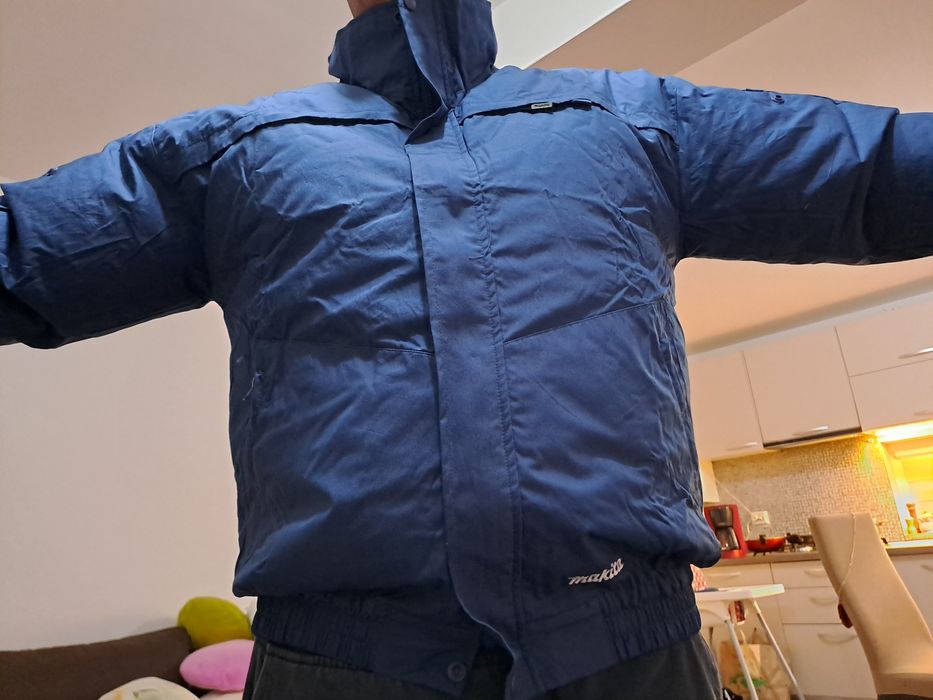 Jachetă ventilata Makita dfj304