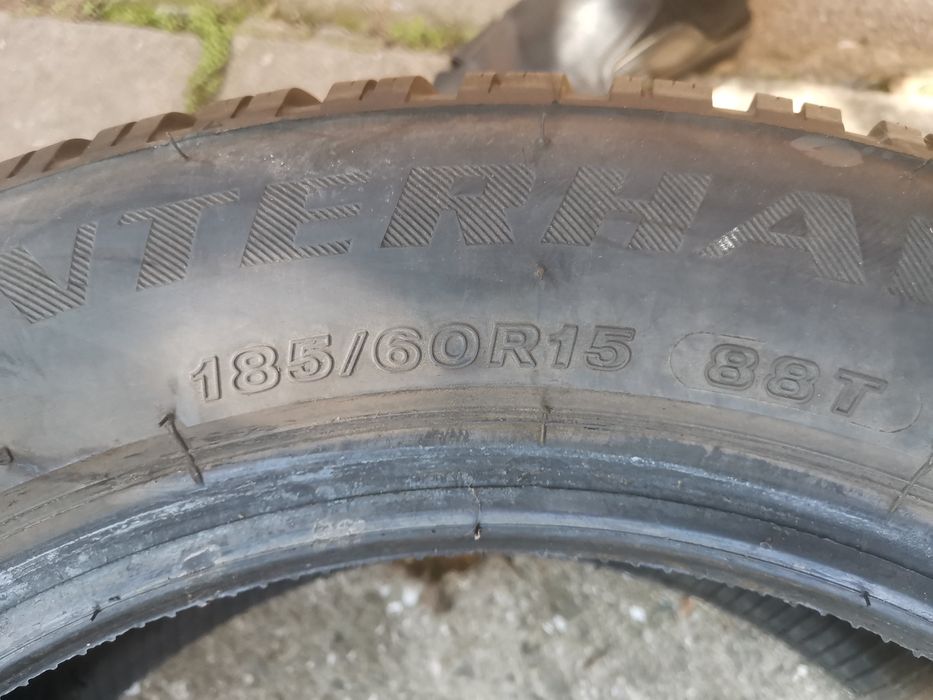 Гуми 1856015 зимни