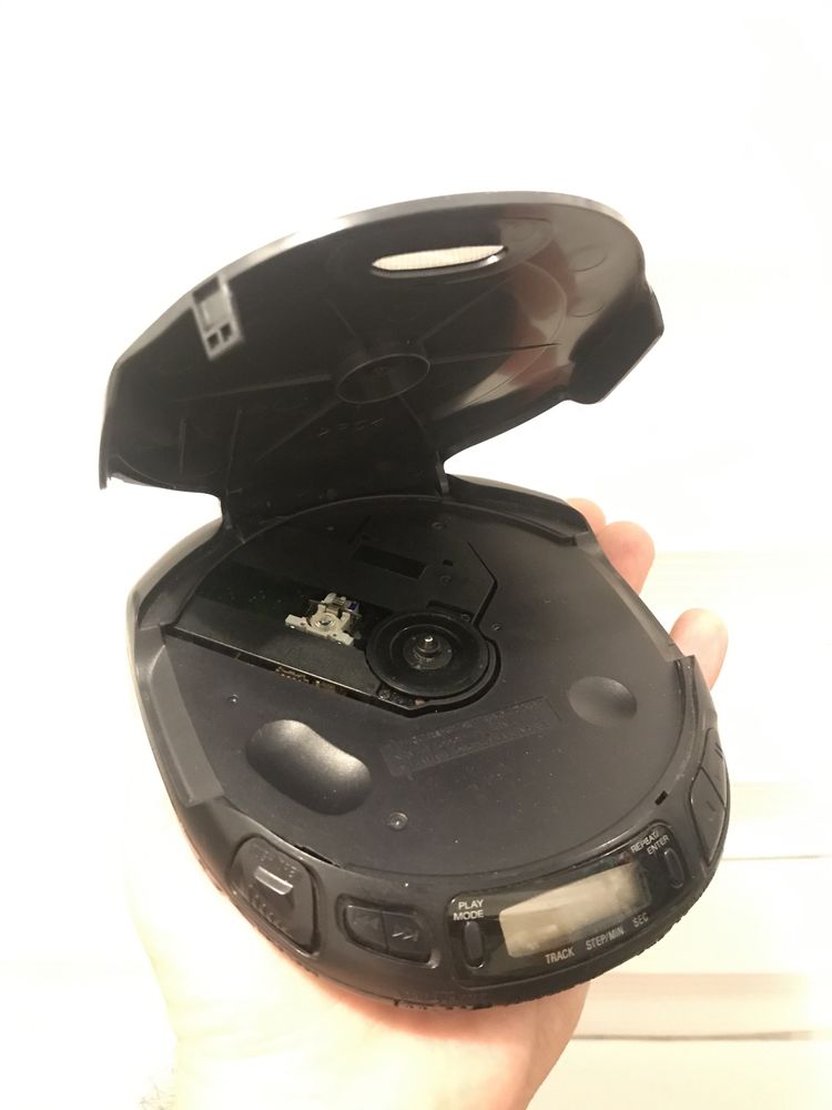 CD player portabil SONY Discman D151  *! CITITI CU ATENTIE ANUNTUL !*